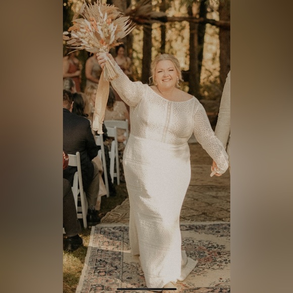 Boho Wedding Dress- size 24 - Picture 4 of 11